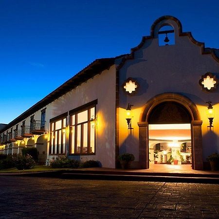 ホテル Hacienda Bajamar La Mision エクステリア 写真