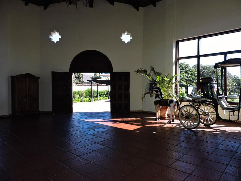 ホテル Hacienda Bajamar La Mision エクステリア 写真